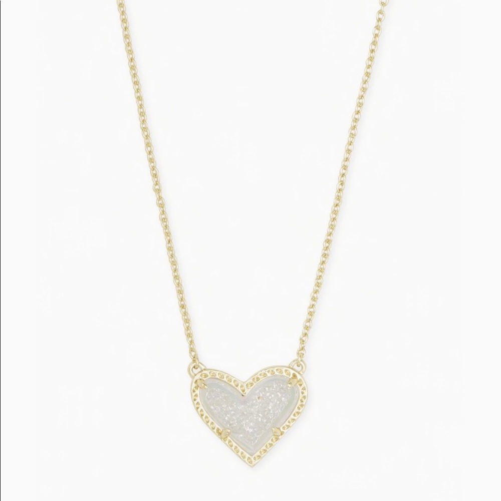 NWOT Ari Kendra Scott Pendent